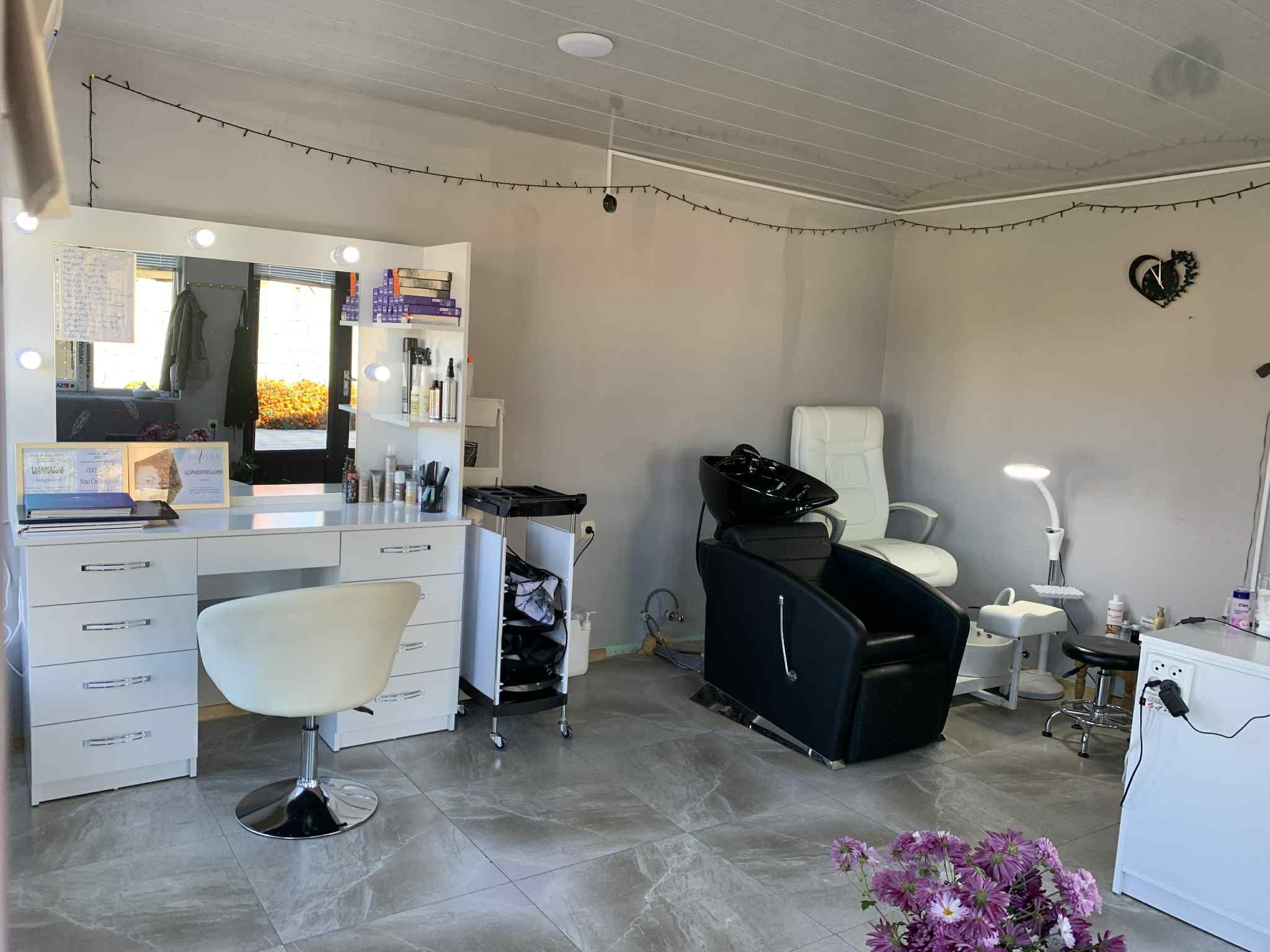 სალონის ოთახი 3